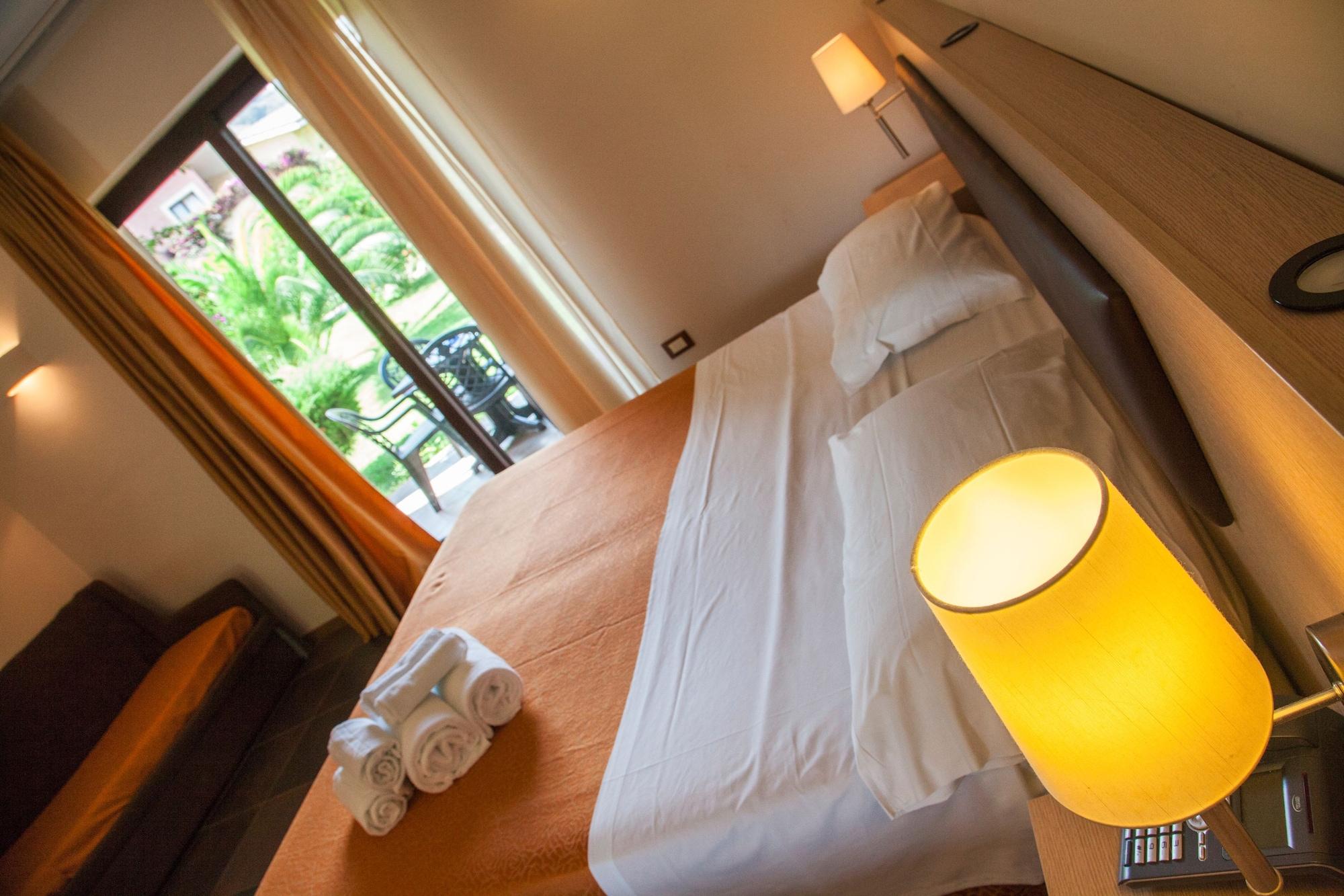 Hotel Bv Borgo Del Principe Zambrone Esterno foto