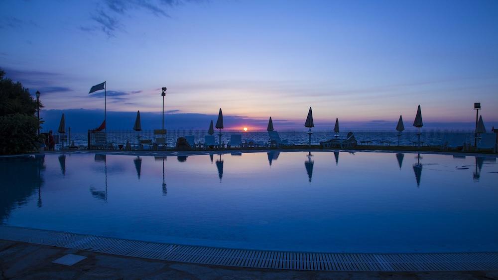 Hotel Bv Borgo Del Principe Zambrone Esterno foto